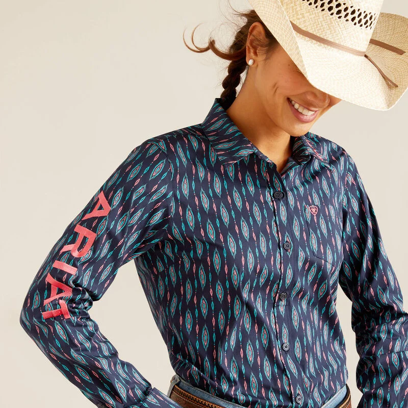 Ariat Women's Team Kirby WR Backwoods Ikat Shirt Classic Denim Short Sleeve