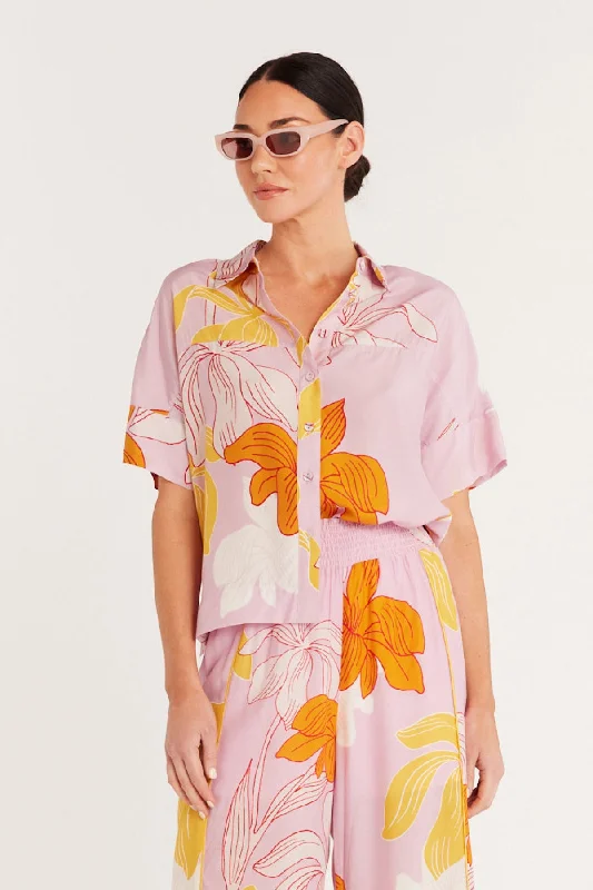 Iris Shirt - Pink Floral Comfortable Fitted Short Sleeve