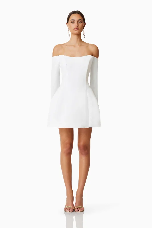 Vida Off The Shoulder Day Mini Dress In White Classic White Mini Dress