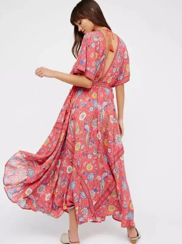 Boho Vibes Floral Print Plunging Neck Maxi Dress Fashionable Open-Back Maxi Dress