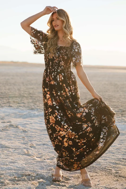 Cassandra Tulle Maxi Dress | Black Blossom Trendy Short Sleeve Maxi Dress