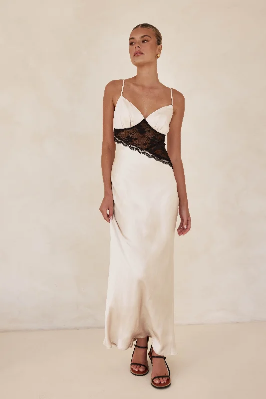 Eryn Maxi Dress (Champagne) Comfortable Ruffle Maxi Dress