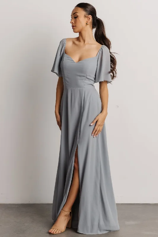 Sierra Sweetheart Maxi Dress | Light Blue Trendy Short Sleeve Maxi Dress